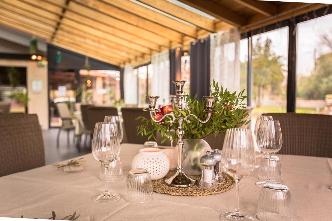 Le Plan B - Hotel 3 Etoiles - Restaurant Ruoms Exterior photo